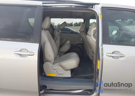 2013 Toyota Sienna Xle V6 8 Passenger from USA, damaged, VIN 5TDYK3DC9DS397200